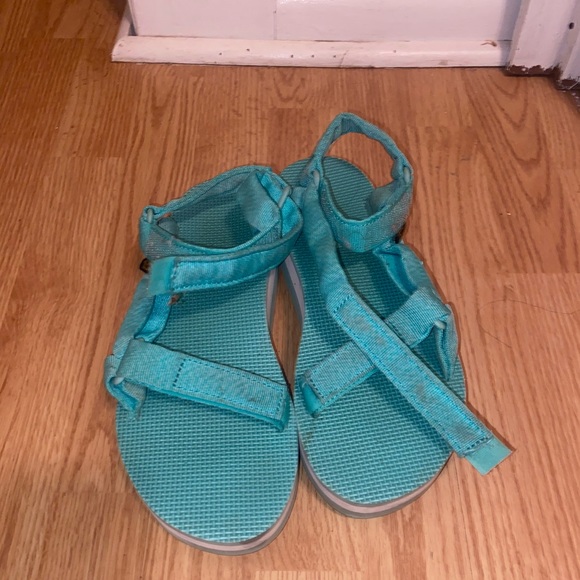 Teva Women's Flatform Universal Sandals. Teal/white color. Size 10. - Picture 2 of 2
